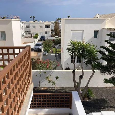 Villa Casa Kari- Happier Than Ever