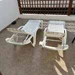 House - Sleeps 4 & Swimming Pool Βίλα *