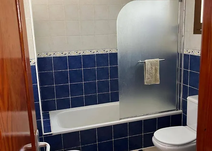 House - Sleeps 4 & Swimming Pool * Tias