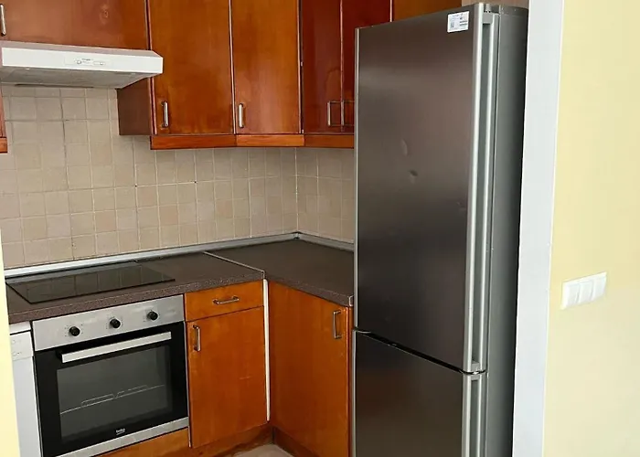 House - Sleeps 4 & Swimming Pool Tias